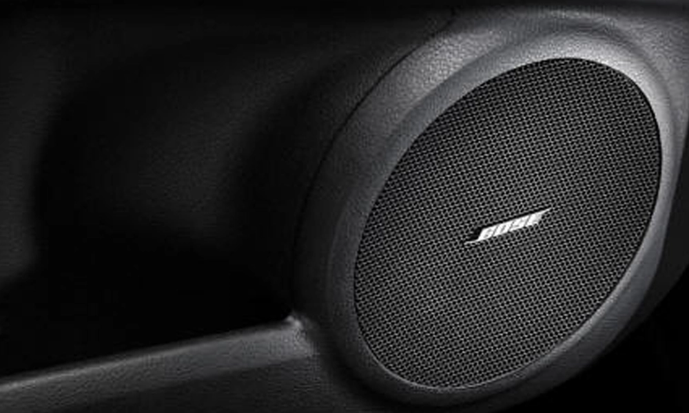 Độ loa cánh cửa ô tô Bose chính hãng