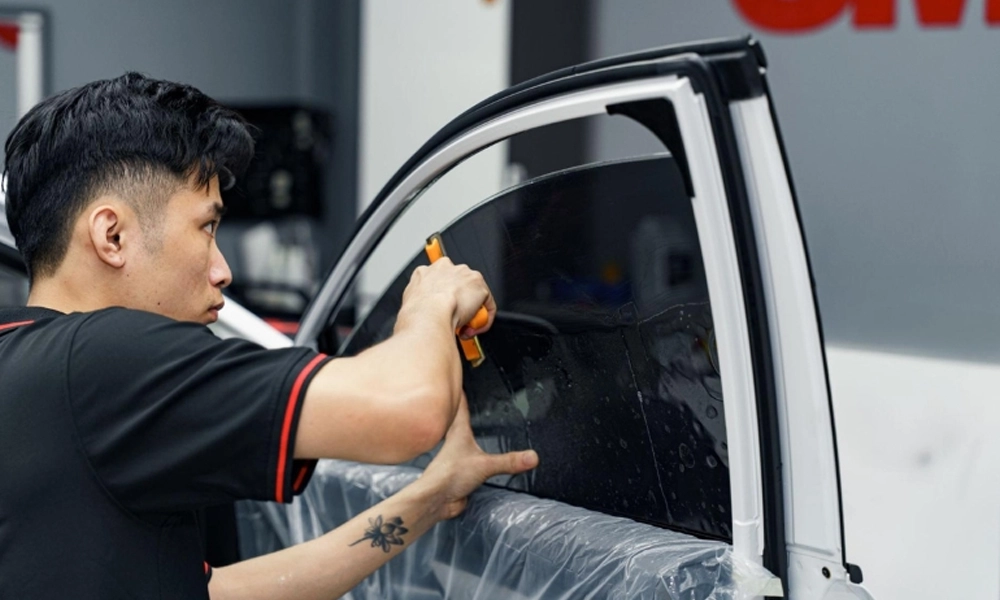 Dán phim cách nhiệt 3M cho VinFast VF8 chính hãng 3 Dán phim 3M cho VF8 giá tốt
