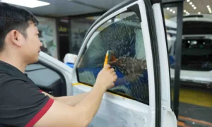 Dán phim cách nhiệt cho VinFast VF6