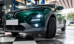 Độ đèn bi gầm VF6