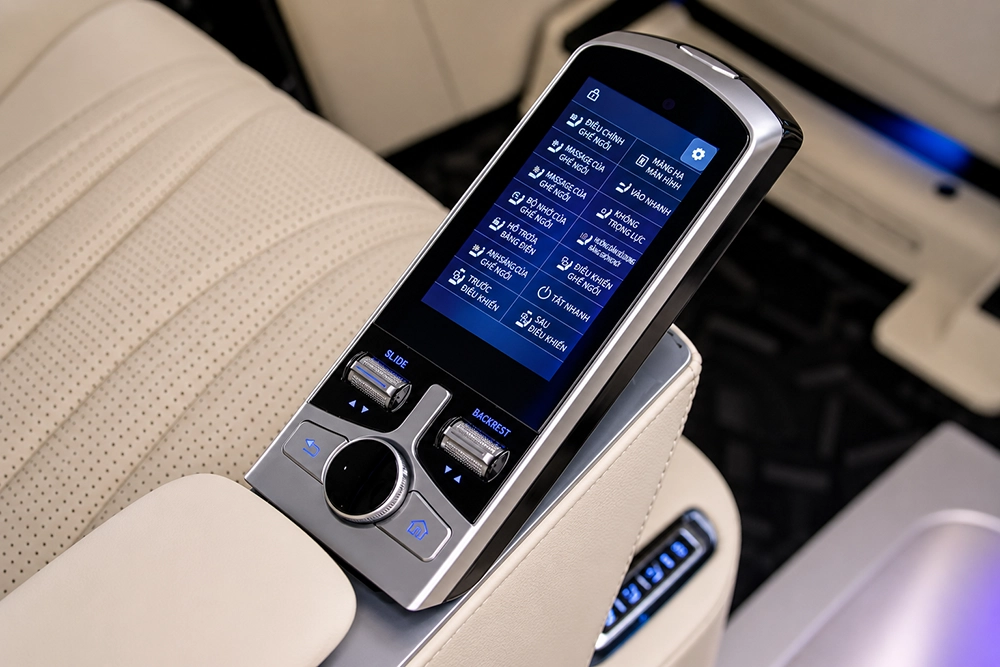 Độ ghế limousine ô tô uy tín tại CarBoss TP.HCM